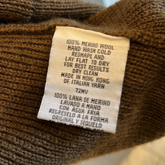 Beautiful Medium Eileen Wool Hooded Rust Sweater - Picture 3 of 7